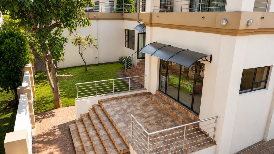 4 Bedroom Property for Sale in Kosmos Ridge North West